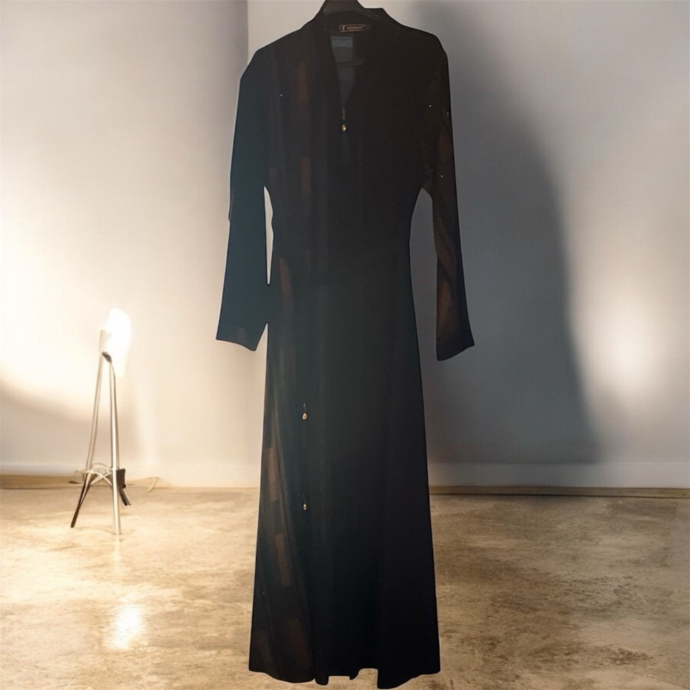 Elegant Black Maxi Dress